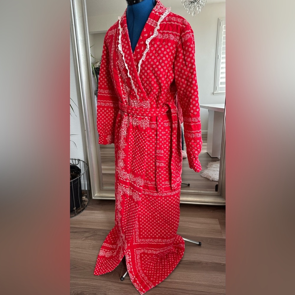 Vintage Red and White Women's Robe